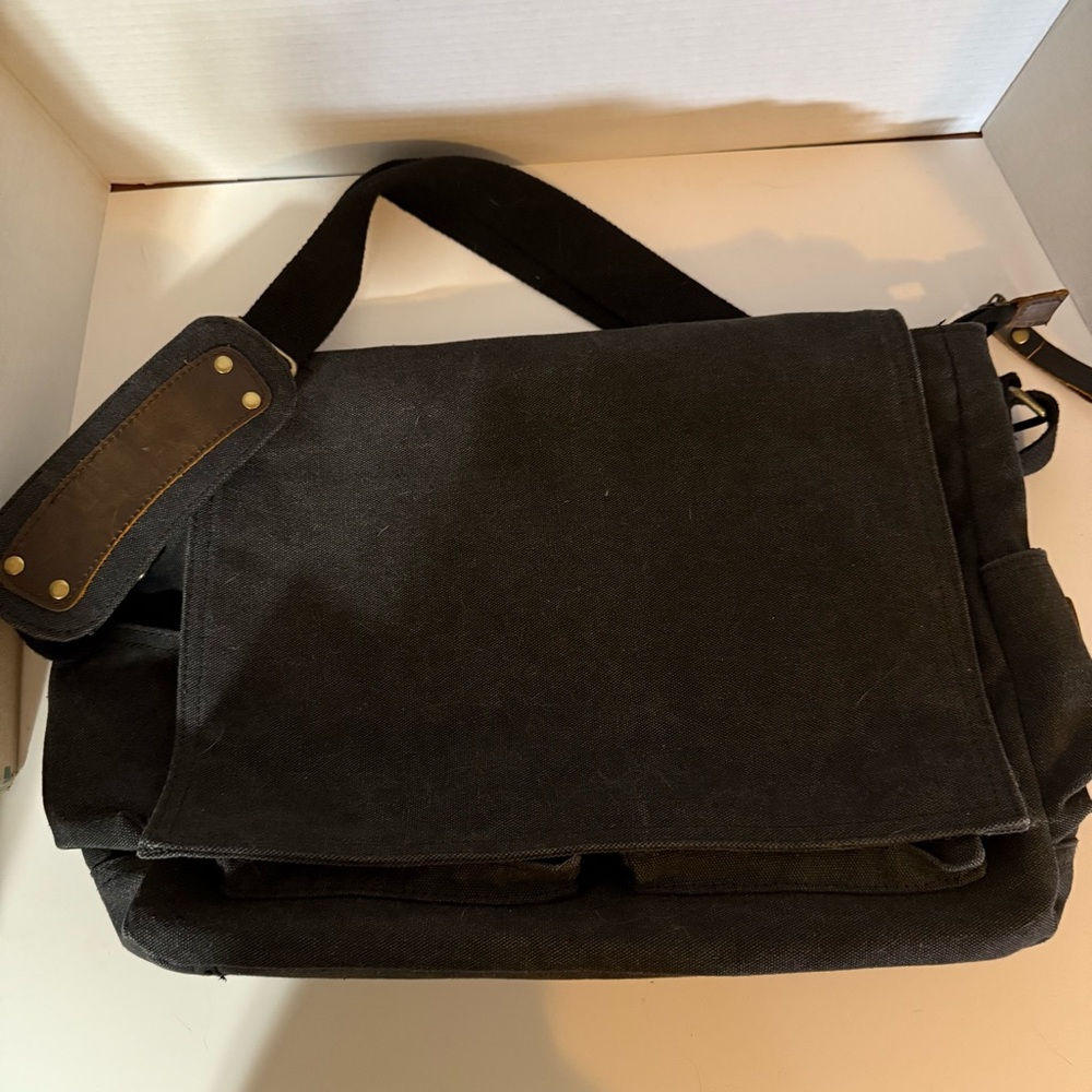 COPY - Black/Dark Grey SMRITI Canvas Messenger Bag